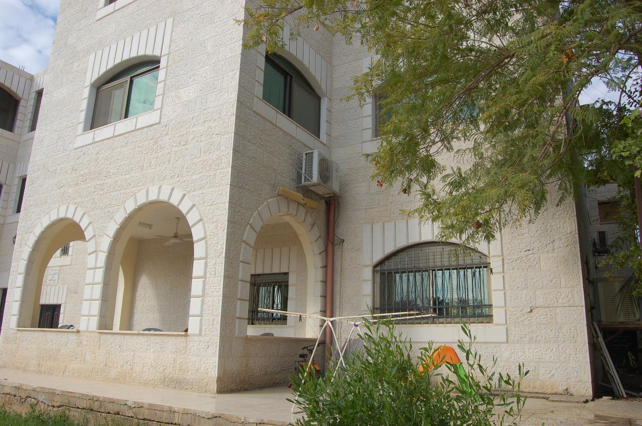 Jericho Waleed'S Hostel Dış mekan fotoğraf